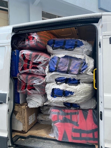 Equipment in van image sent from S to R 04032022 2